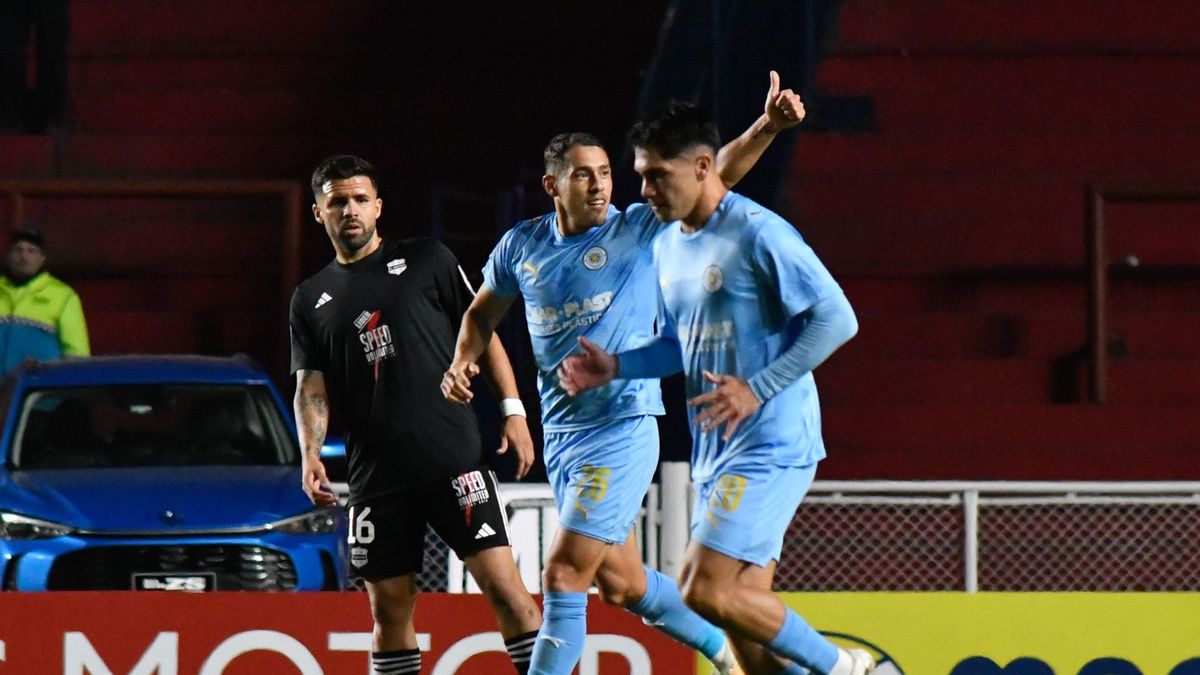 Montevideo City Torque x Deportivo Riestra: onde assistir ao vivo, horário e escalações