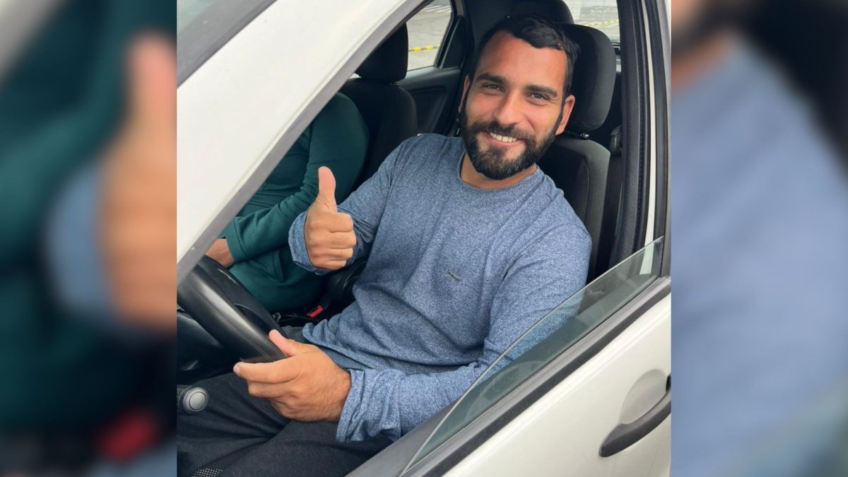 Motorista comemora dia sem imposto na gasolina dos postos Havan em SC: ‘O véio tá