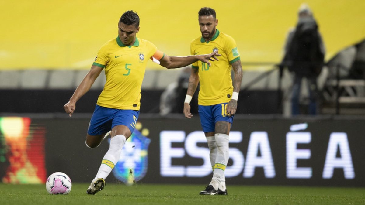 ‘Isso é você que está falando’: Casemiro rebate afirmação sobre status de Neymar na Seleção