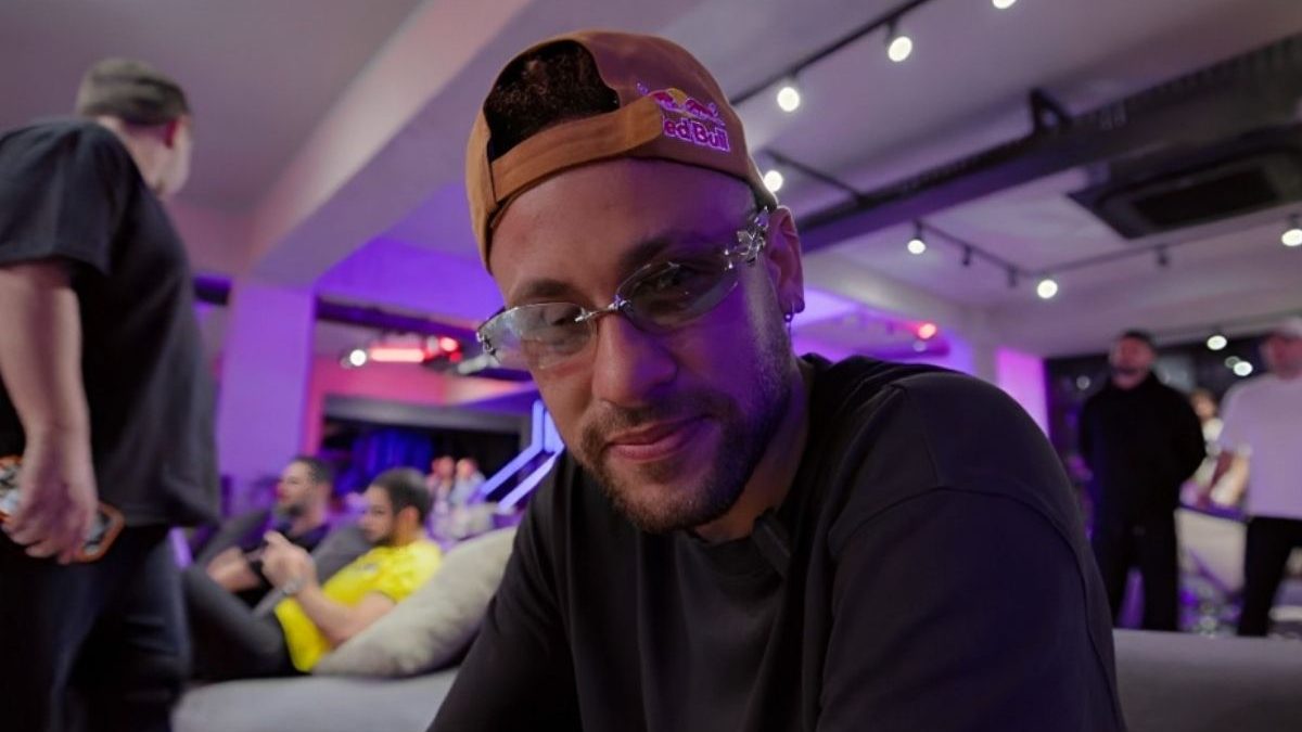 Neymar revela atitude de Ancelotti e rebate alfinetada após convocação: ‘Virei figurinha’