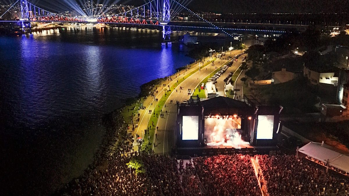Centenário da Ponte Hercílio Luz atraiu 100 mil pessoas a Florianópolis no fim de semana