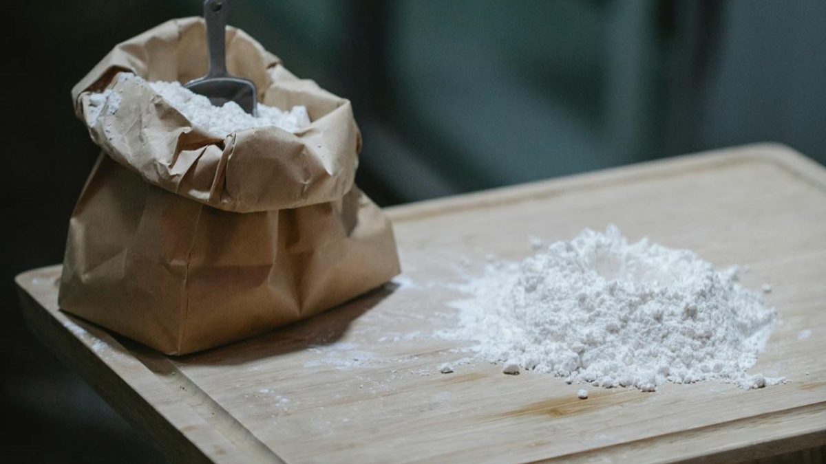 Qual a melhor farinha e qual substituir? De trigo, aveia, linhaça, amêndoas ou coco?