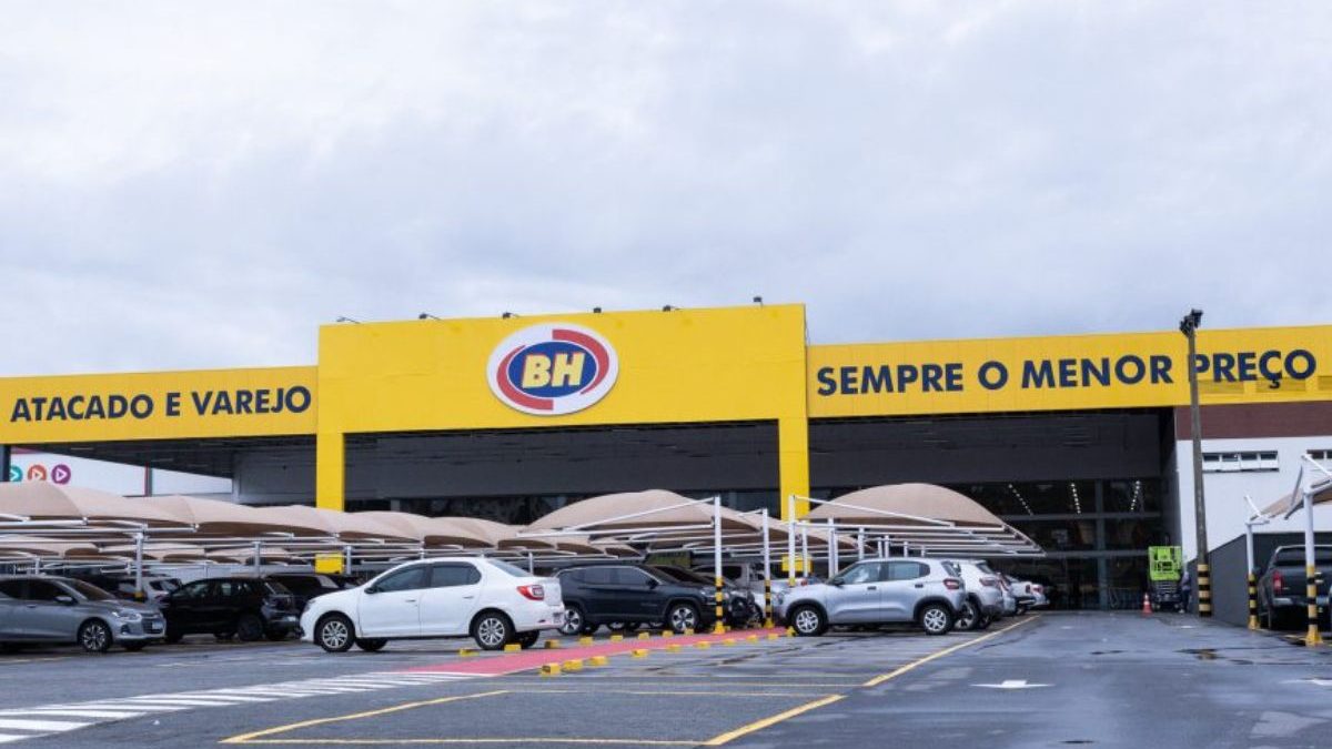 Rede de supermercados vê queda de 10% na rotatividade após ‘folgas fixas’ aos domingos