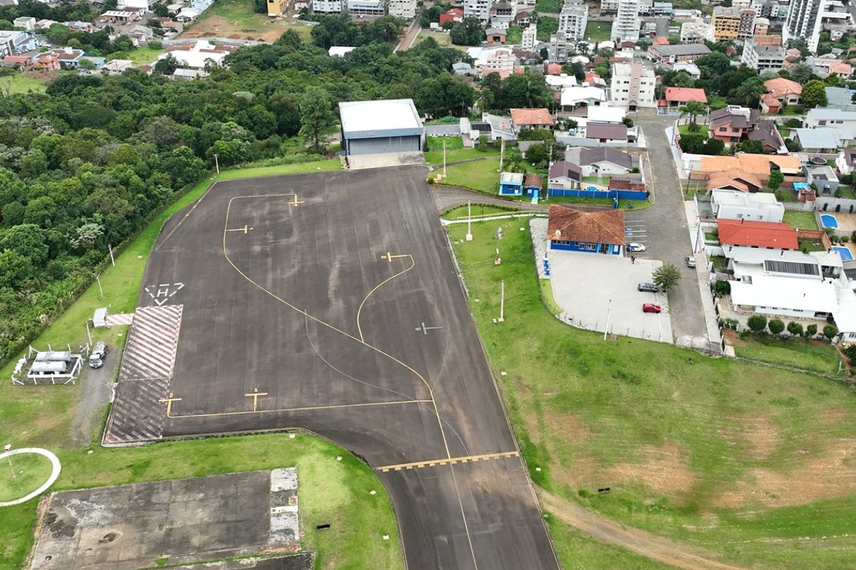O terminal atende operações executivas, transporte aeromédico, voos particularesFoto: NDTV Record/ND Mais