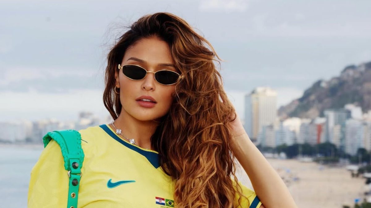 A camiseta da Copa saiu dos estádios e virou tendência: veja como usar em 2026