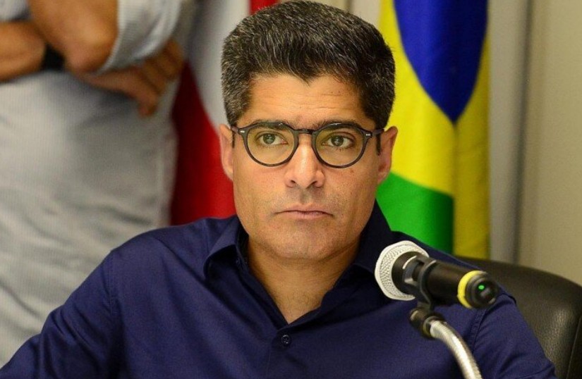 Contrato bilionário do lixo em Salvador preocupa União Brasil