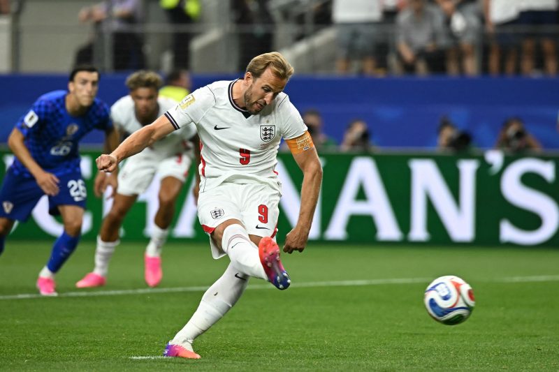 Harry Kane marcou o primeiro gol da partida, de pênaltiFoto: Paul Ellis/AFP/ND Mais