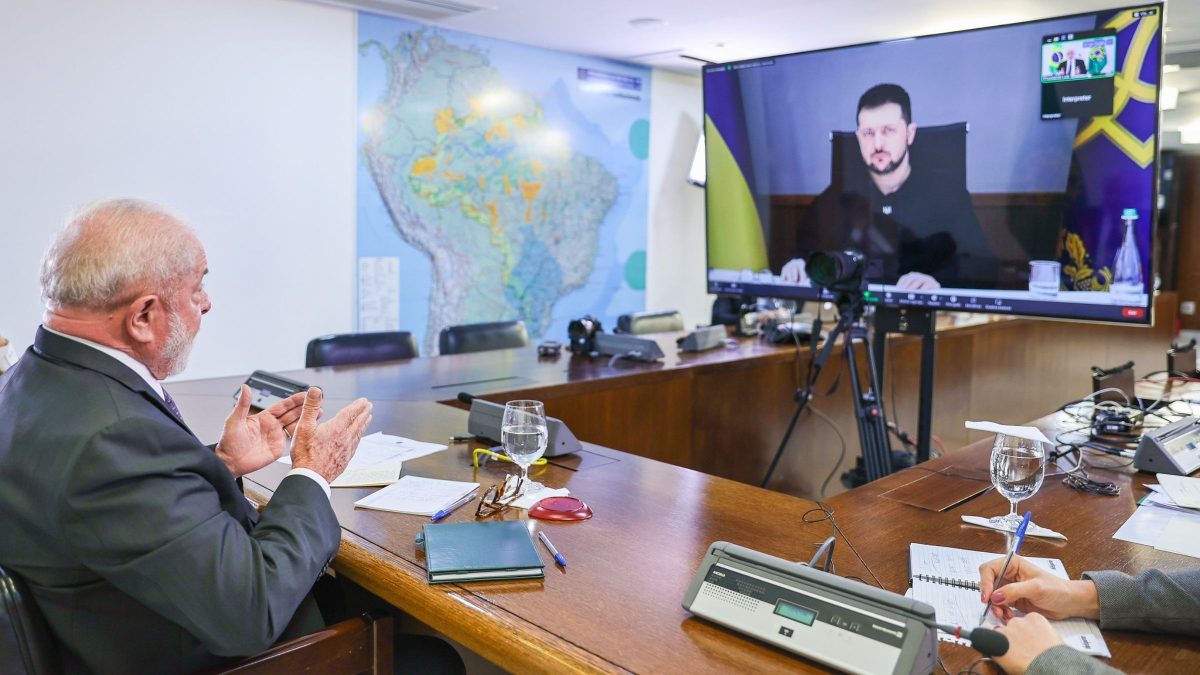 Ucrânia aceita proposta e Lula deve buscar Putin para fim da guerra