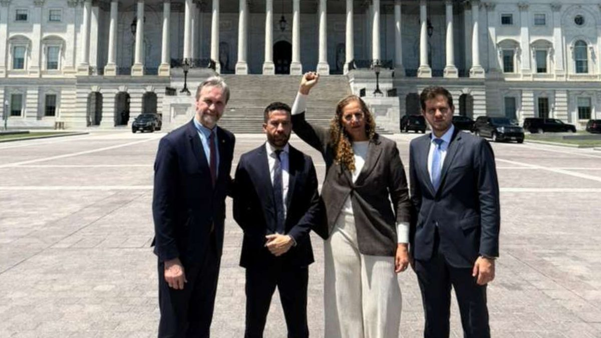 Deputados brasileiros cumprem missão em Washington para ampliar diálogo com autoridades