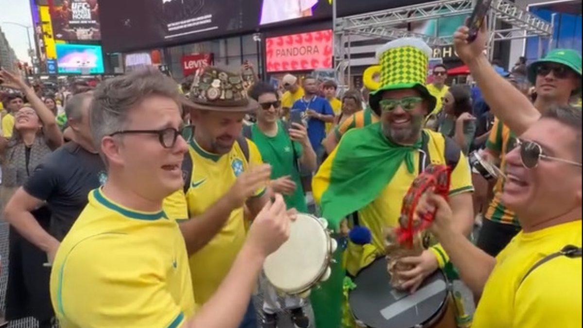 Nem Jaraguá, nem Joinville: grupo catarinense faz festa com música sobre SC na Times