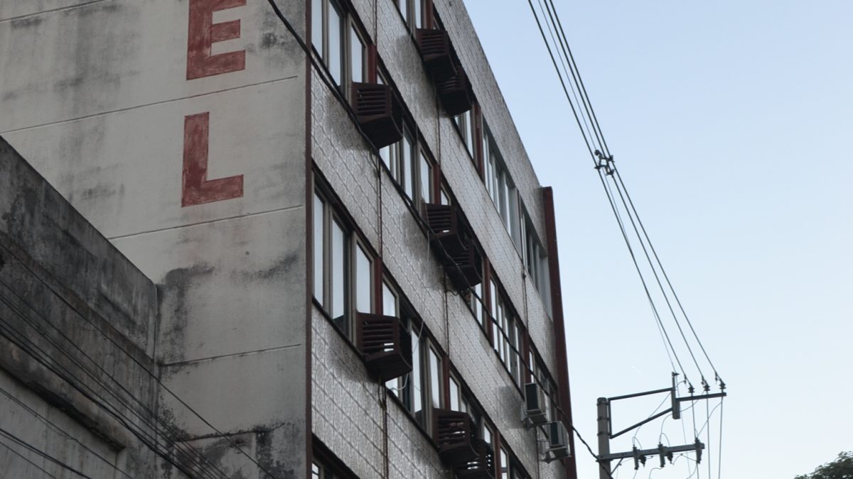 Justiça de SC impede fechamento de hotel social em Florianópolis