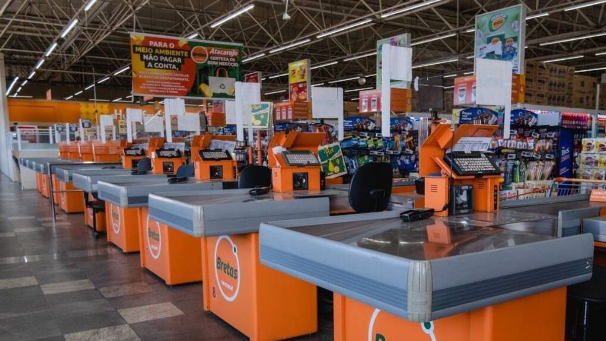 Sindicato bate o martelo e supermercados terão novo horário de funcionamento aos domingos