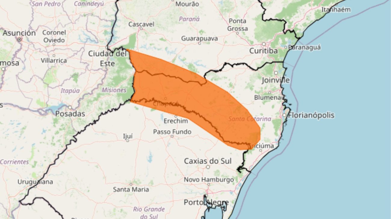 Aviso de perigo com frente fria em SC deixa boa parte do estado em alerta