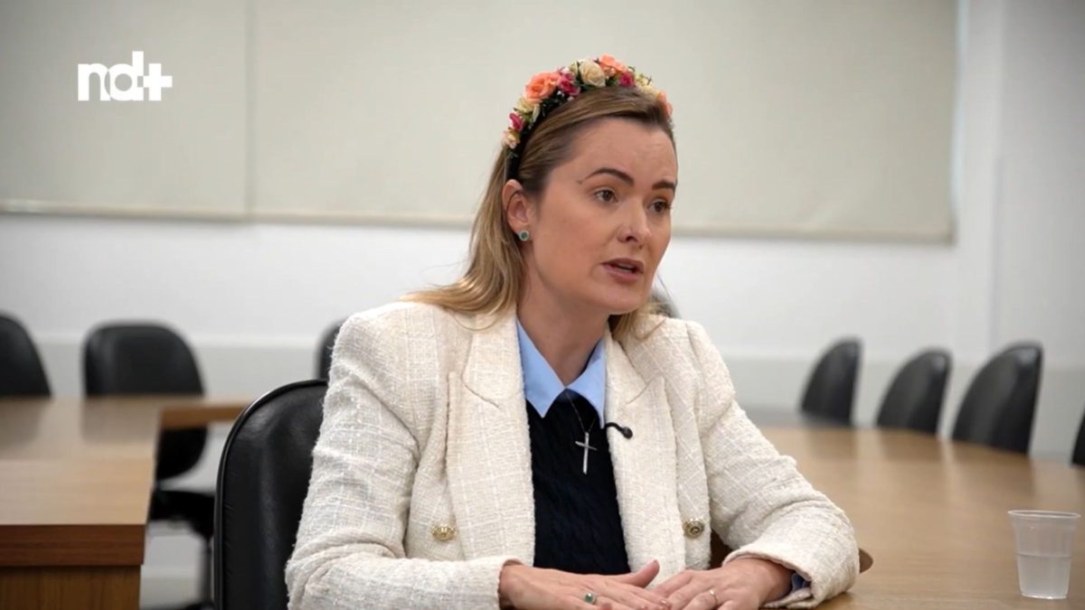 Júlia Zanatta critica gastos de Lula: ‘Sem compromisso com o teto de gastos’