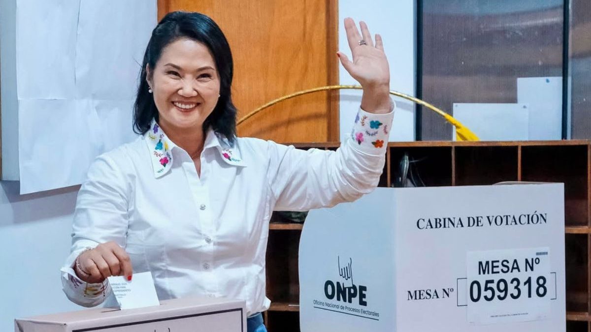 Eleição no Peru: Keiko Fujimori lidera apuração acirrada e disputa permanece aberta
