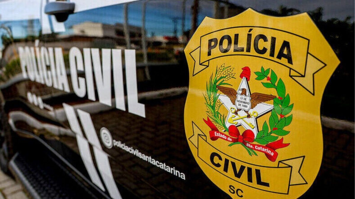 Aluna é atingida por disparo de arma de pressão dentro de escola estadual em SC