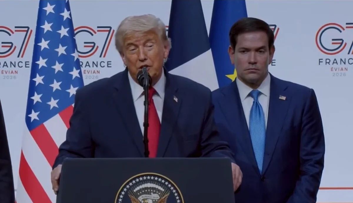 marco rubio ao lado de donald trump