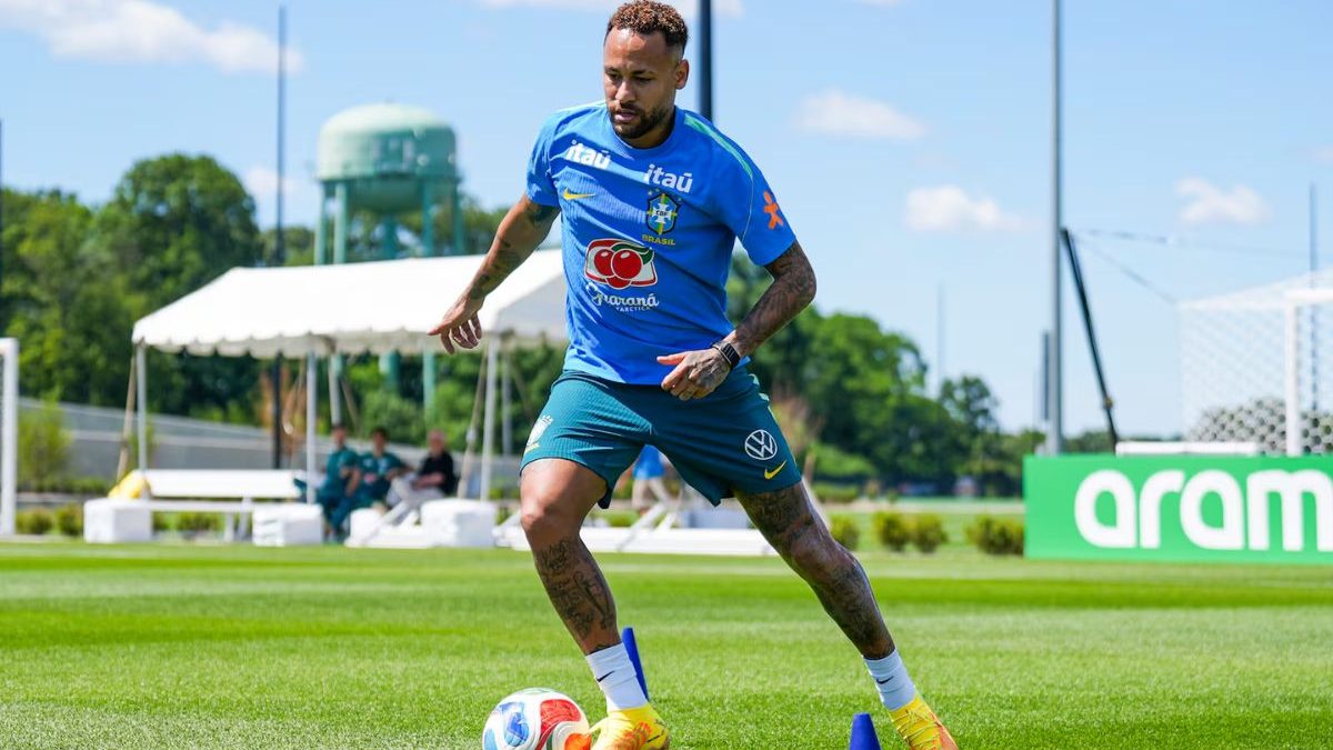 Neymar treina com bola e se aproxima de estreia na Copa do Mundo