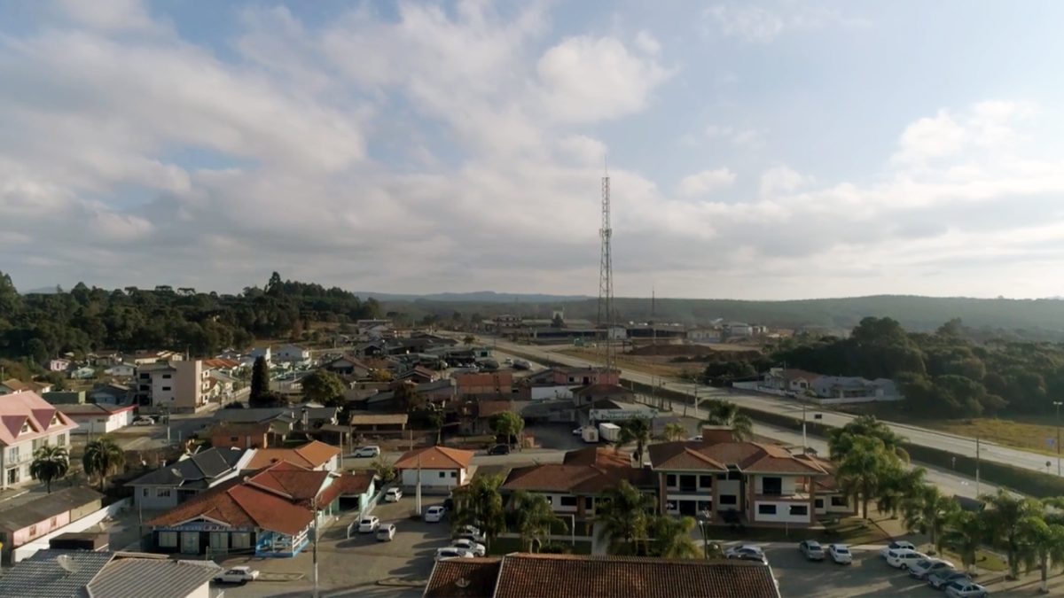 Pequena cidade de SC é obrigada a exonerar 25 servidores comissionados