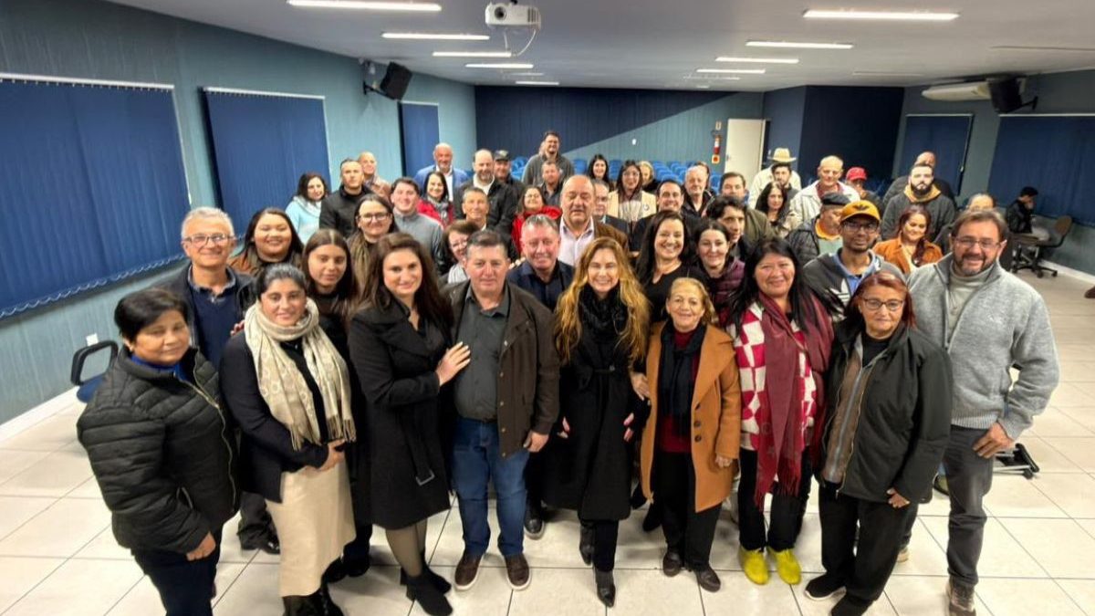 Podemos realiza encontro com prefeitos, vereadores e pré-candidatos em 2026