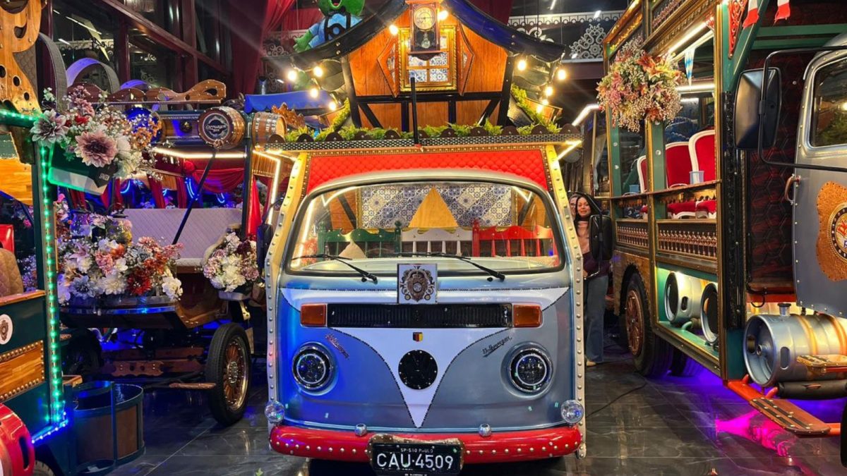 Sete gêmeas vão pilotar o 'sonho da vovó' em carro alegórico inédito para Oktoberfest
