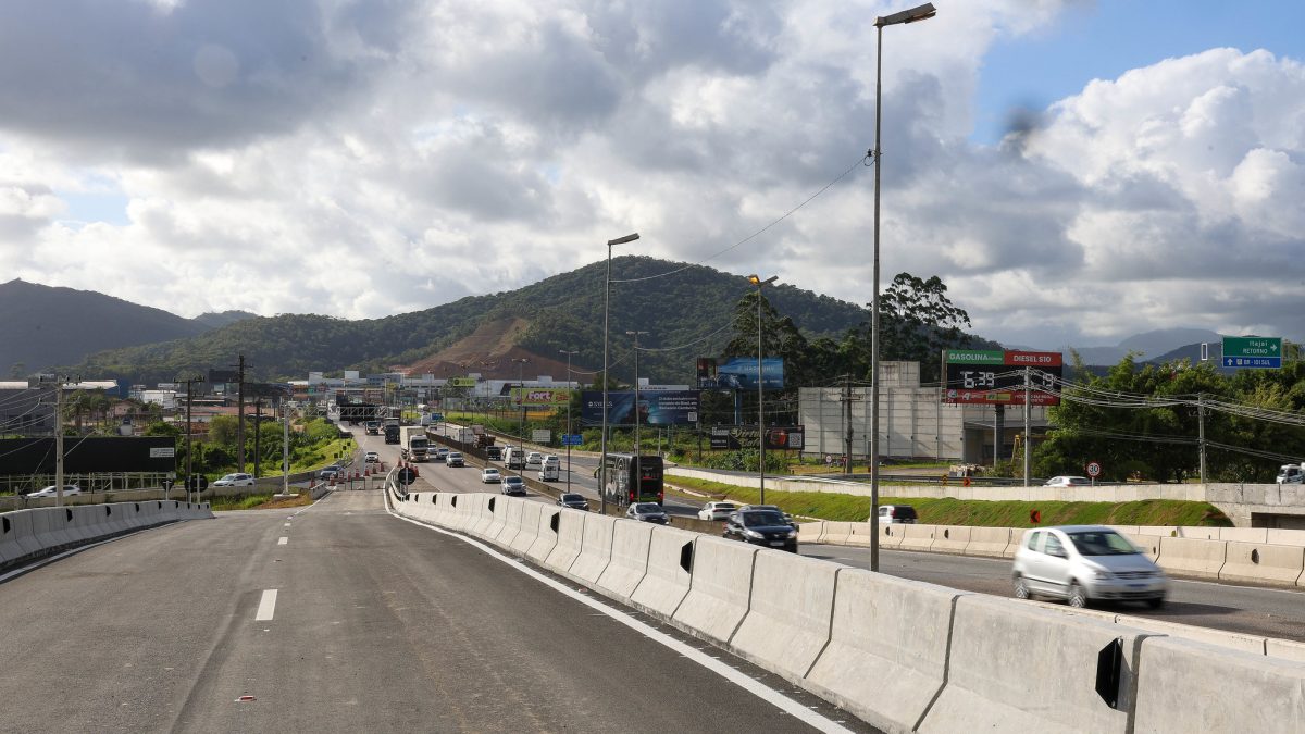 Rodovia que liga cidades de SC terá limite de velocidade aumentado de 80 para 100 km/h