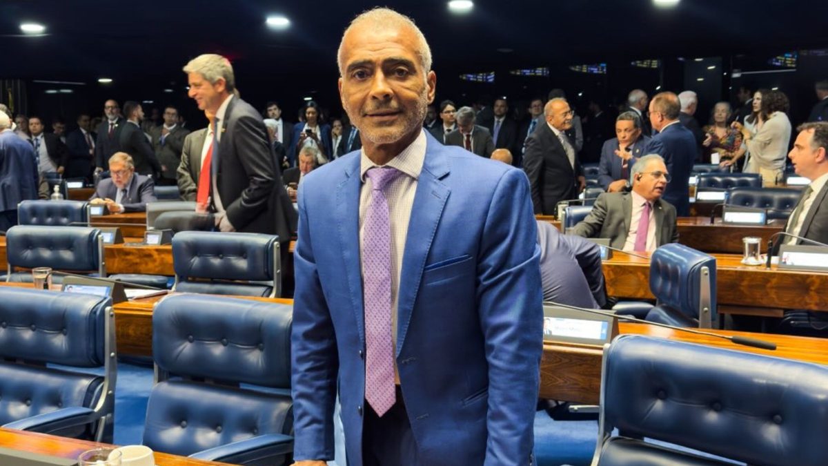 Romário vê ‘caos’ no Brasil antes da Copa e deixa aviso sobre aborto: ‘Só assino projetos