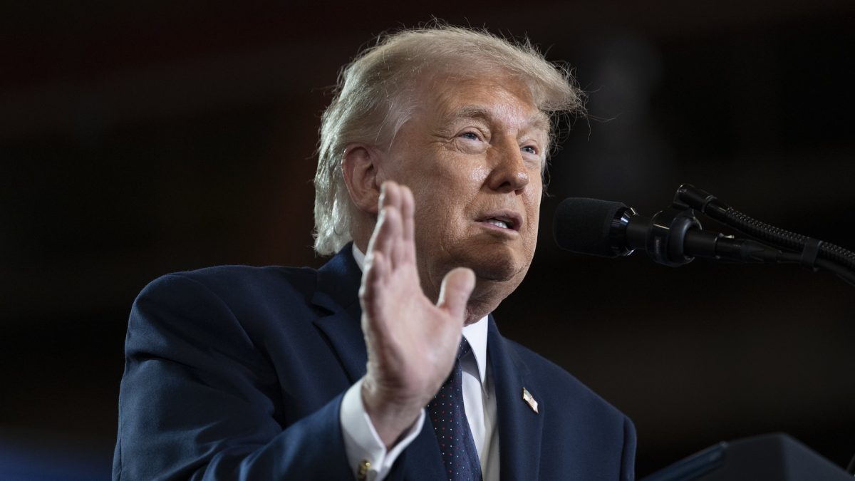 Trump rebate líder do Irã, nega desespero por acordo e diz que ‘não receberão nem um centavo’