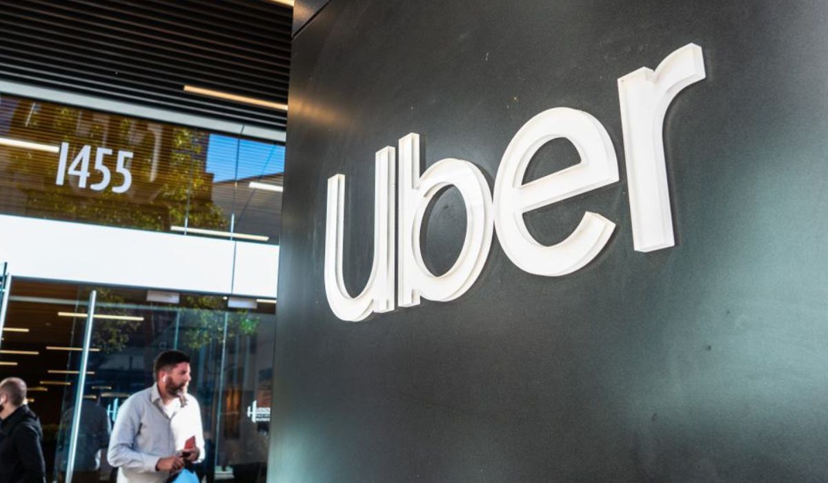 demite 23% dos seus funcionários, com foco nas áreas de recursos humanos e recrutamentoFoto: Uber/Divulgação
