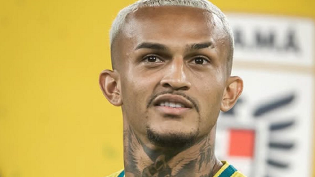 Saída de Wesley da Seleção Brasileira gera preocupação a uma semana da estreia