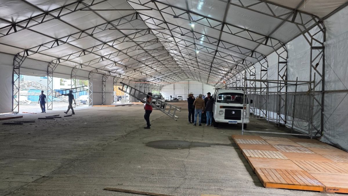 Maior Feira AgroPonte da história ganha forma em estrutura de 30 mil m² - QTU Questões do Universo