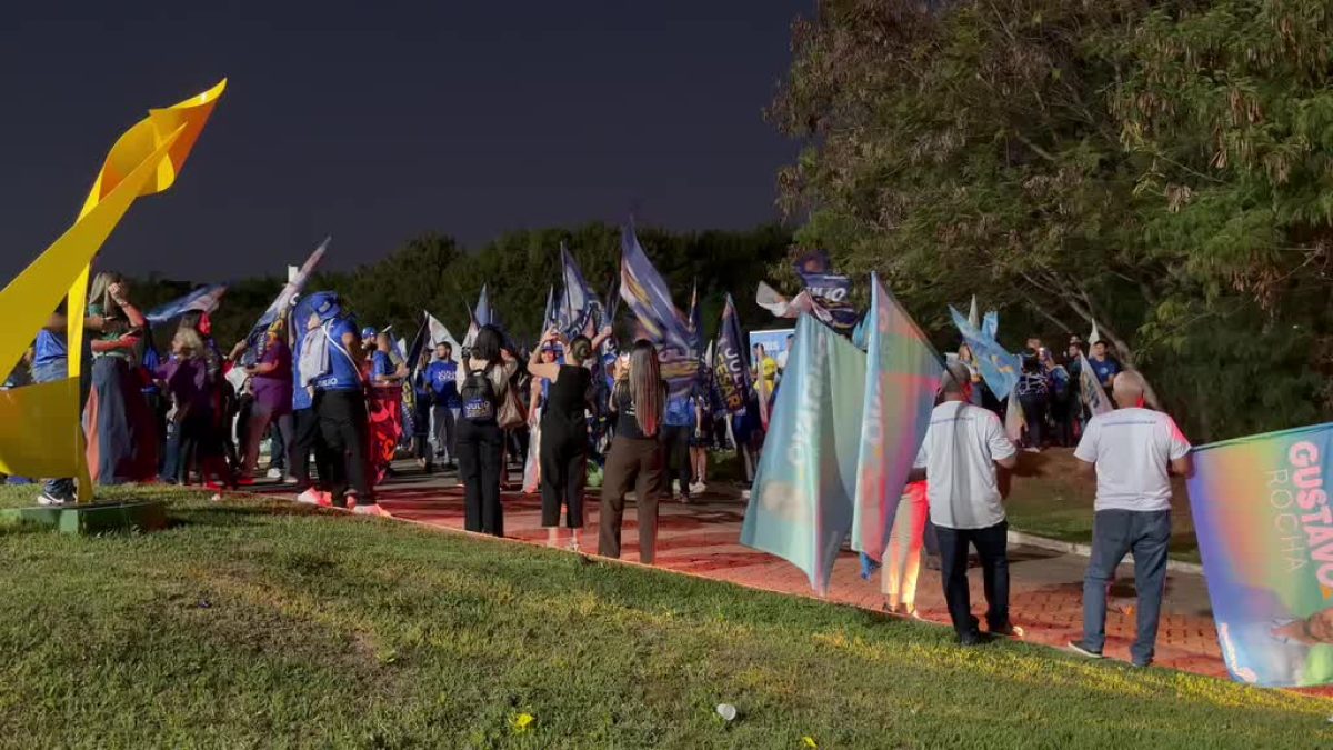 Convenção do Republicanos reúne multidão em Brasília e exibe unidade após crise envolvendo Cleitinho - QTU Questões do Universo