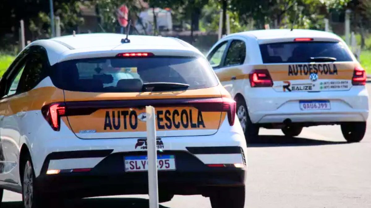 Detran define mudanças para retirada de CNH em SC com novas regras para exames práticos - QTU Questões do Universo