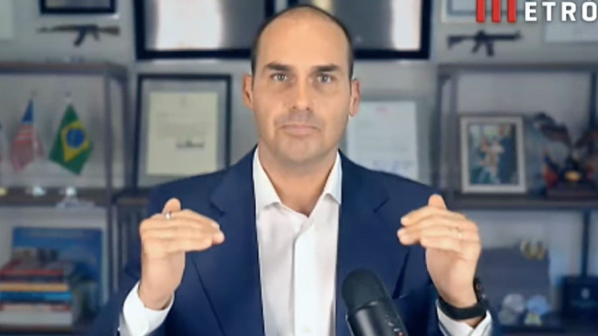 Eduardo Bolsonaro revela bastidores de pedido de visto para os EUA: ‘Juntei um calhamaço de provas’