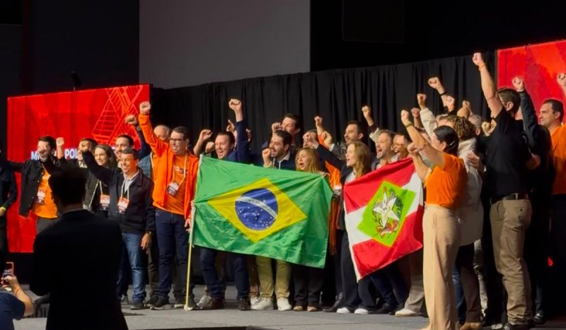 7º Encontro Estadual do Novo, em Joinville, reúne lideranças políticas e marca lançamento da pré-candidatura de Adriano Silva a vice-governador de Santa Catarina - NDTV RECORD