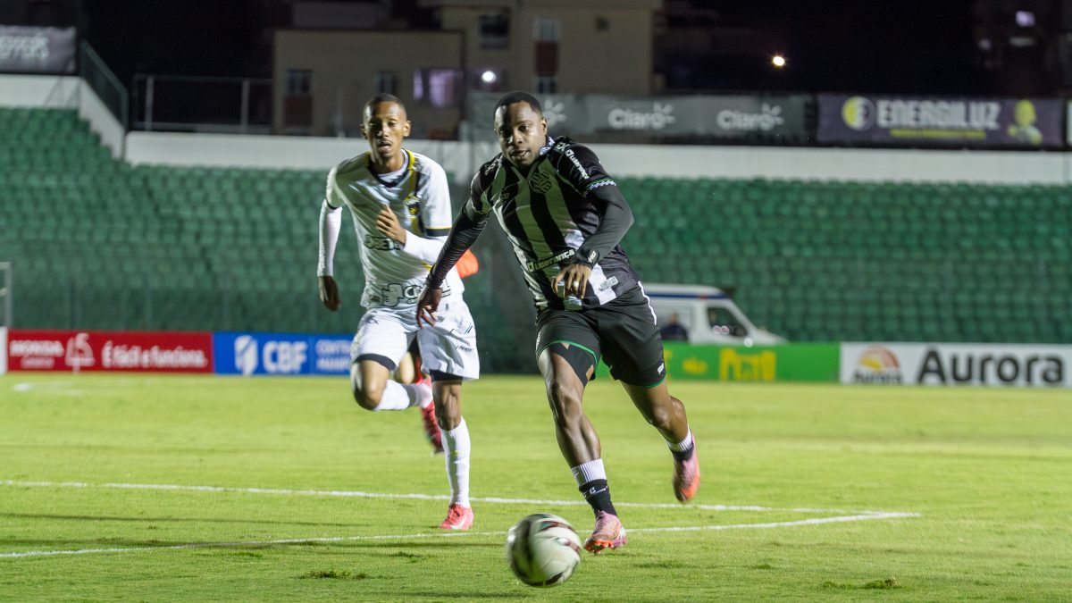 Figueirense não vence há jogos na Série C