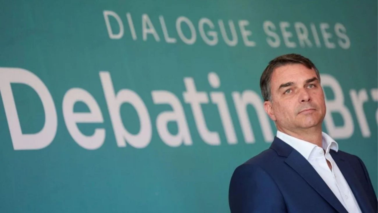 Flávio Bolsonaro; Flávio Bolsonaro inelegível