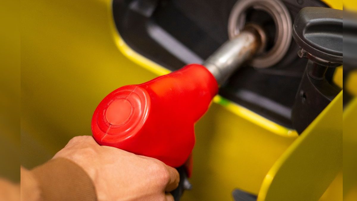 Gasolina com etanol chega aos postos no sábado (1º); veja 6 problemas que podem atingir carros mais antigos e como evitar - QTU Questões do Universo