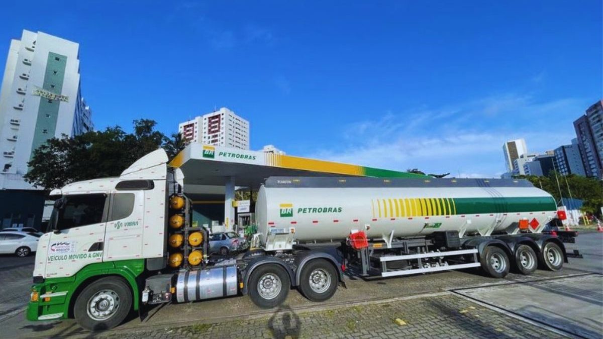 Greve de Caminhoneiros-Tanque é Suspensa Após Acordo