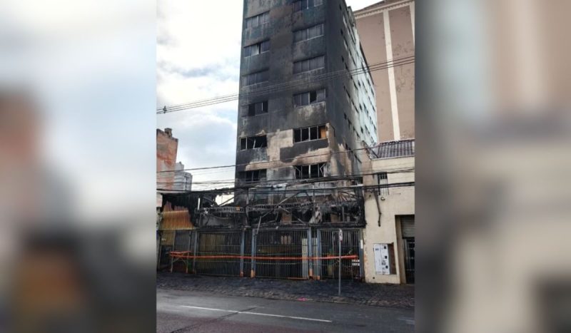 Incêndio em prédio de Curitiba provoca interdição - Reprodução/Bem Paraná/ND Mais