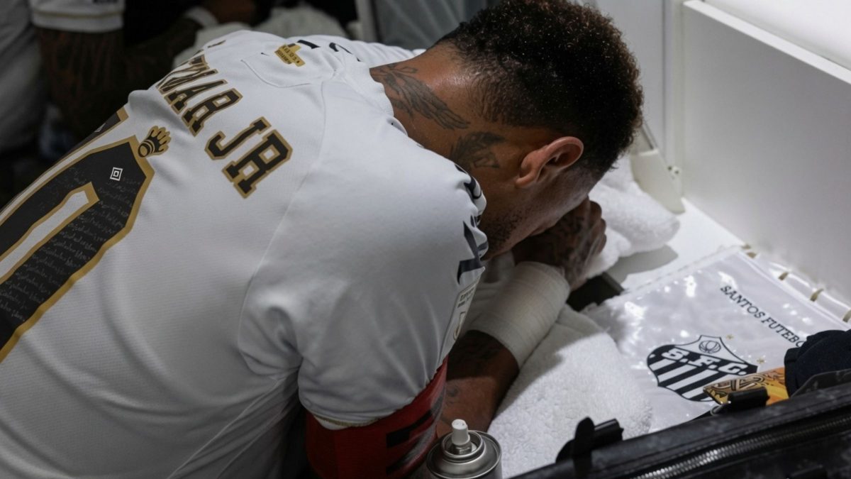 Bíblia, fotos e ‘100% Jesus’: Neymar não abre mão da fé em jogos do Santos na Vila Belmiro; assista