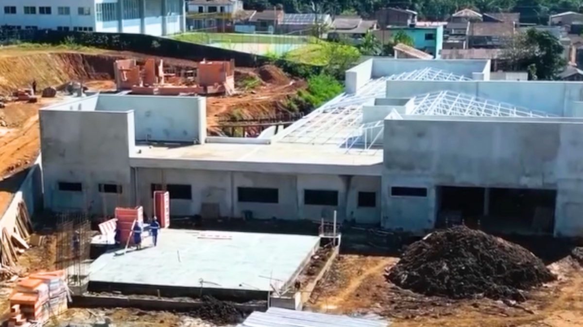 Maior UBSF de SC chega a 46,5% de execução; investimento é de R$ 11 milhões - QTU Questões do Universo