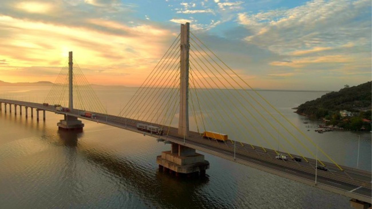A ViaCosteira afirma que a Ponte Anita Garibaldi permanece íntegra e apta à circulação de veículos dentro das condições estabelecidas.