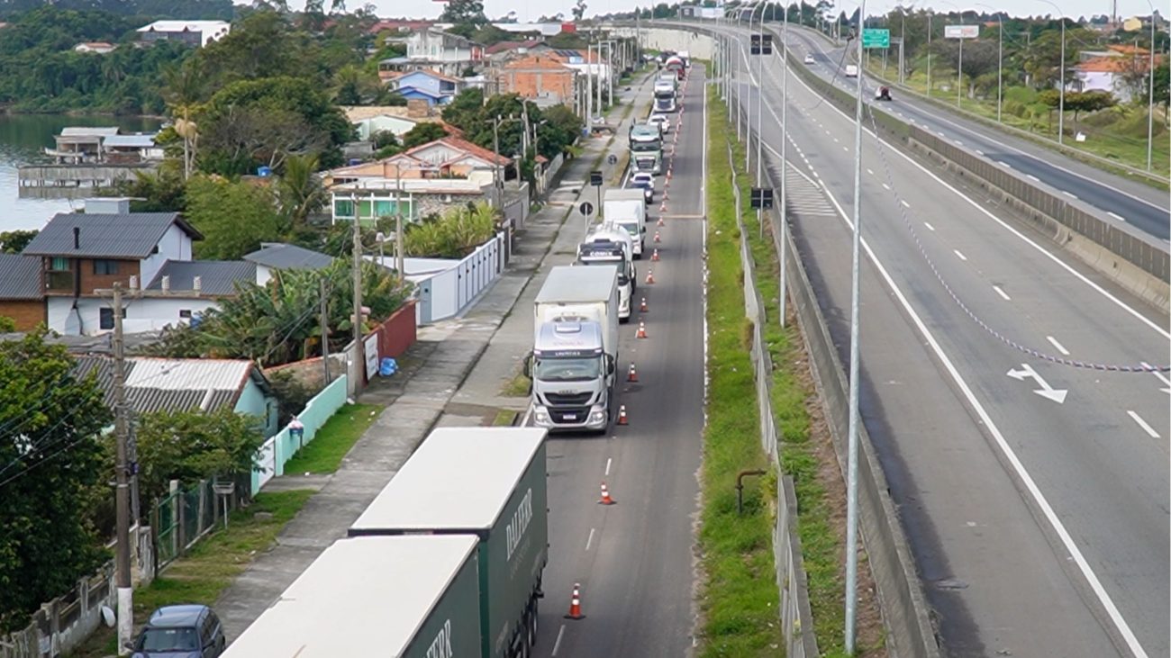 Interdição da Ponte Anita Garibaldi pode impactar negativamente o setor logístico de Santa CatarinaFoto: Reprodução/NDTV RECORD/ND Mais