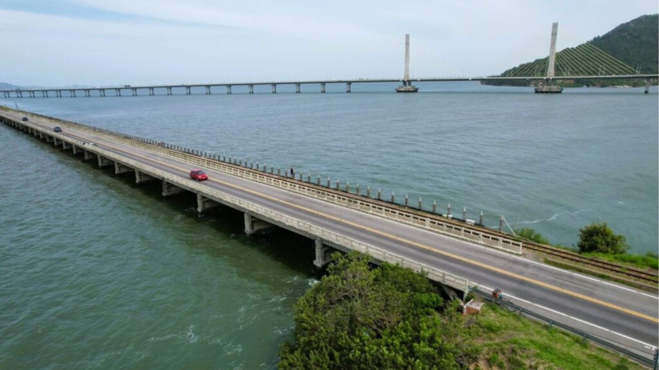 Na ocasião, a concessionária informou que a configuração poderia permanecer entre 30 e 60 dias, enquanto novas inspeções e estudos fossem realizados.