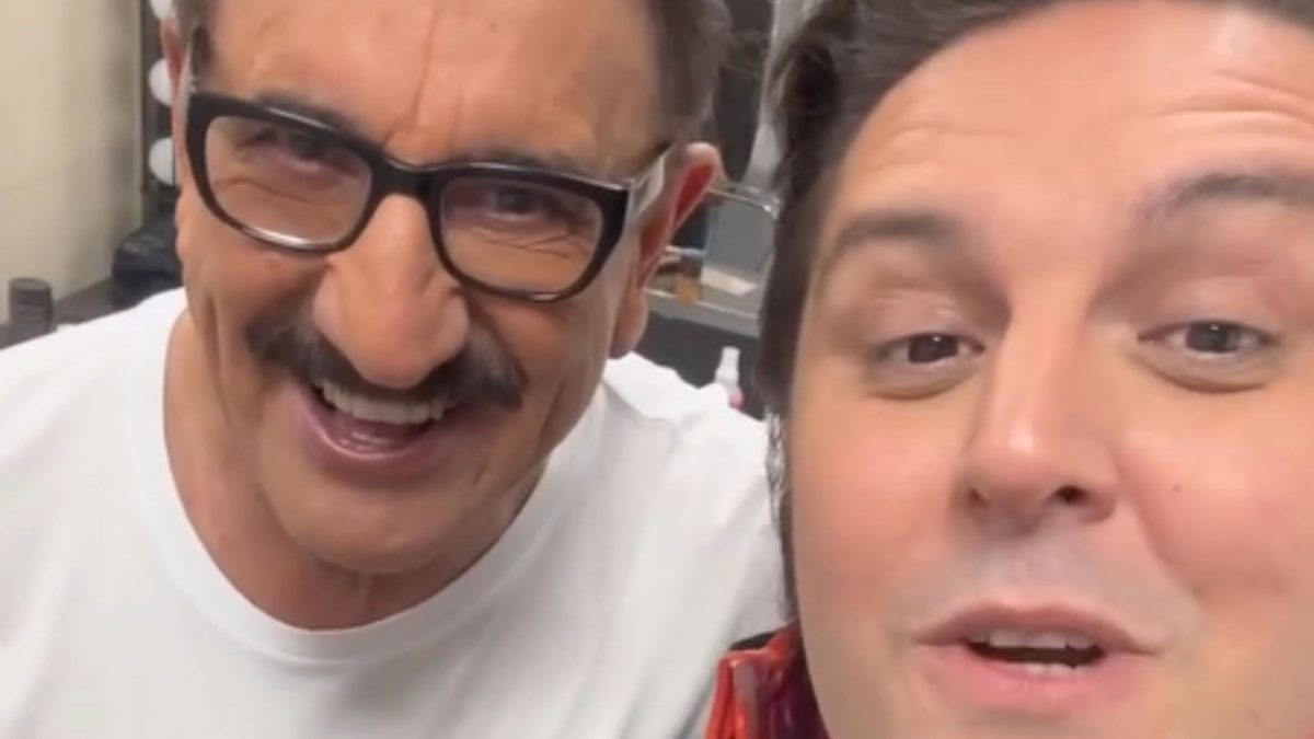 Ratinho surpreende ao revelar que conhece festa tradicional de SC e faz convite: ‘Eu conheço, sei que é boa’