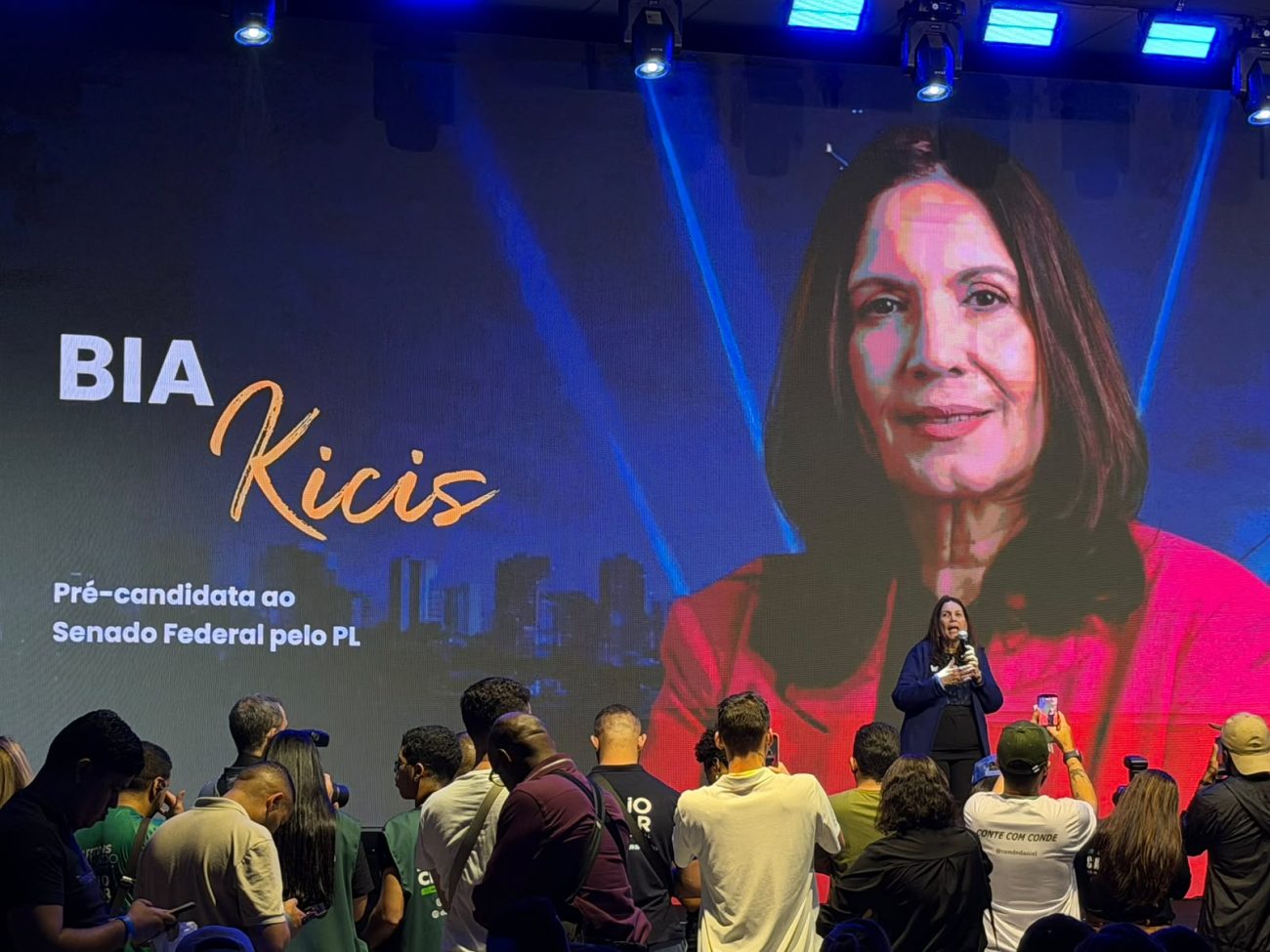lançamento da candidatura de bia kicis que michelle bolsonaro faltou