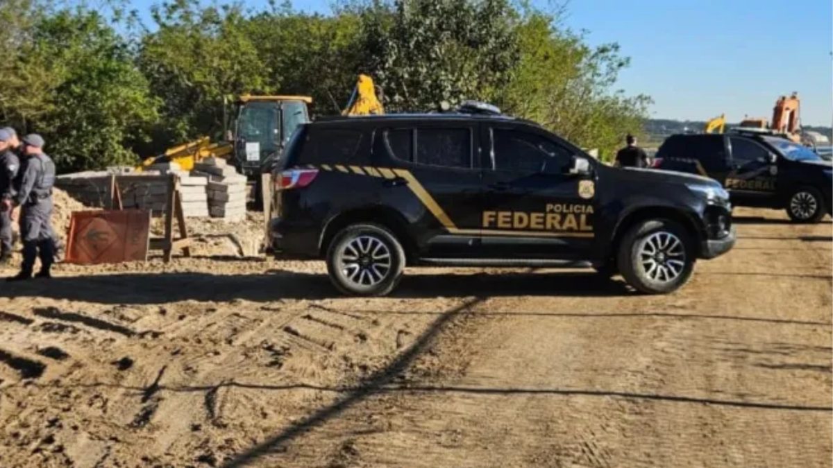 Tiroteio no Aeroporto de Guarulhos ocorreu durante tentativa de invasão para embarcar drogas, diz PF - QTU Questões do Universo