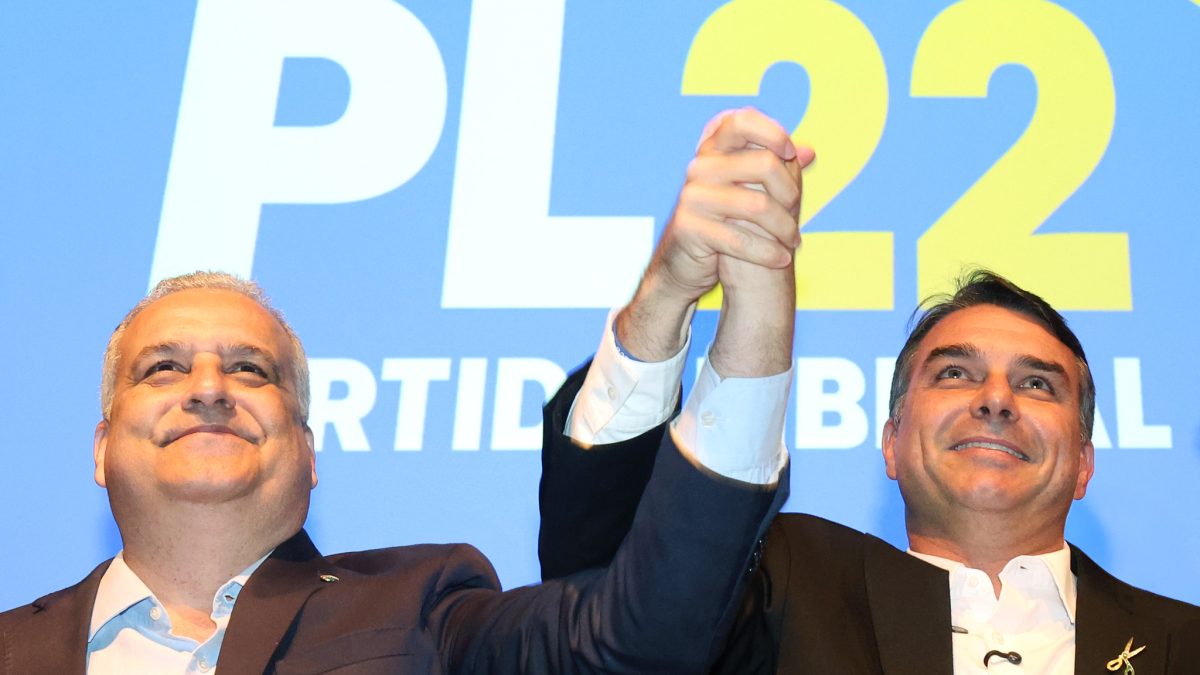 Flávio infla campanha com narrativa anticorrupção, mas distancia eleitorado feminino ao escolher Gaspar, dizem analistas - QTU Questões do Universo