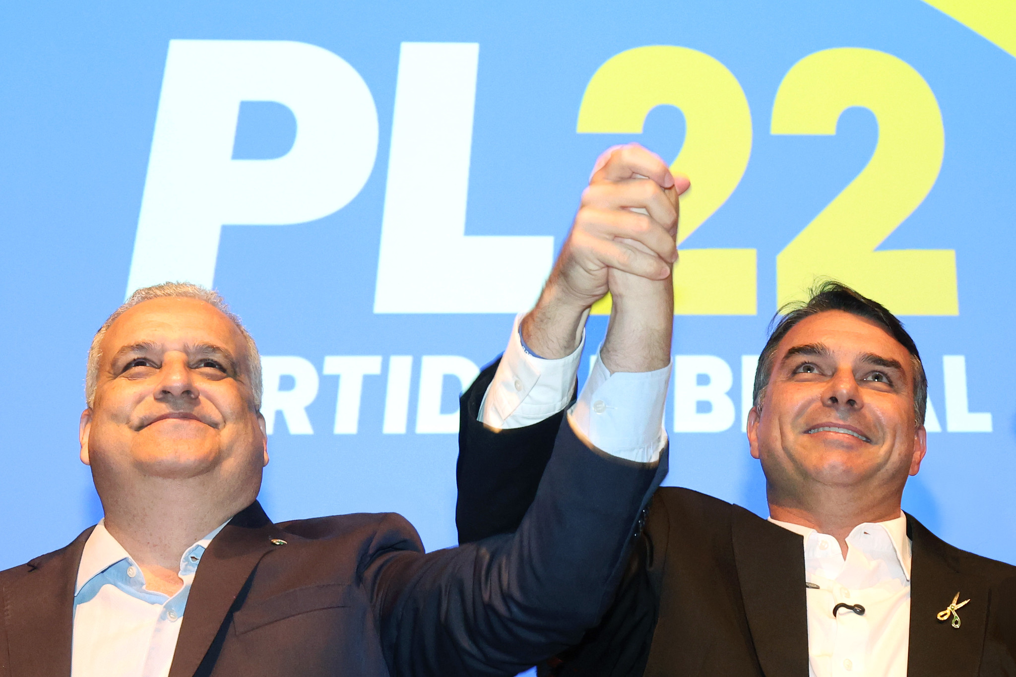 Flávio infla campanha com narrativa anticorrupção, mas distancia eleitorado feminino ao escolher Gaspar, dizem analistas